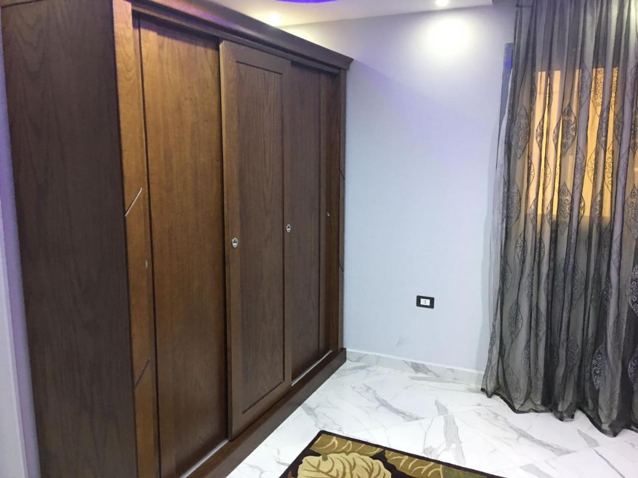 Apartment In Faisal